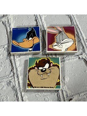 3 Vintage 1998 Warner Bros. Magnets Looney Tunes Bugs Bunny Taz Daffy Duck
